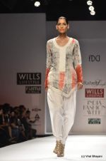 Model walk the ramp for Rahul Singh Show at Wills Lifestyle India Fashion Week 2012 day 4 on 9th Oct 2012 (18).JPG